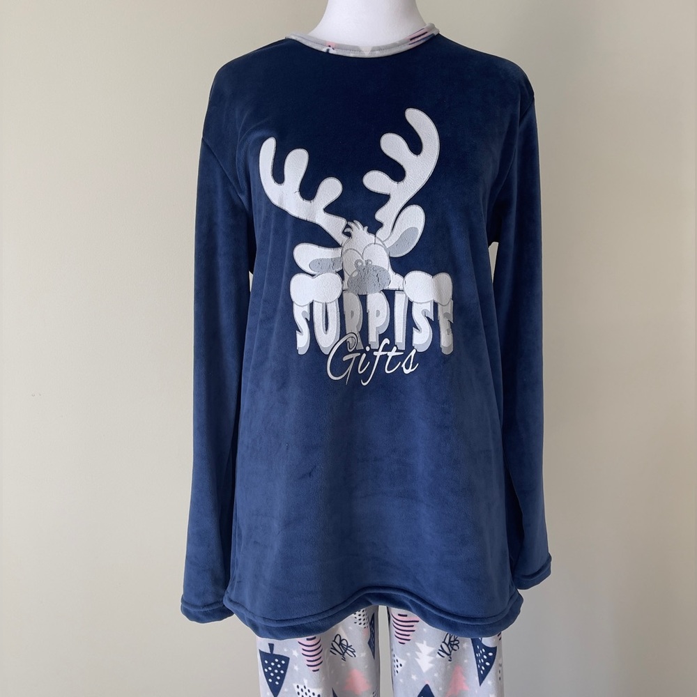Navy Blue Surprise Gift Women’s Long Sleeve Cozy Velvet Pajama set Size Small - Picture 2 of 7